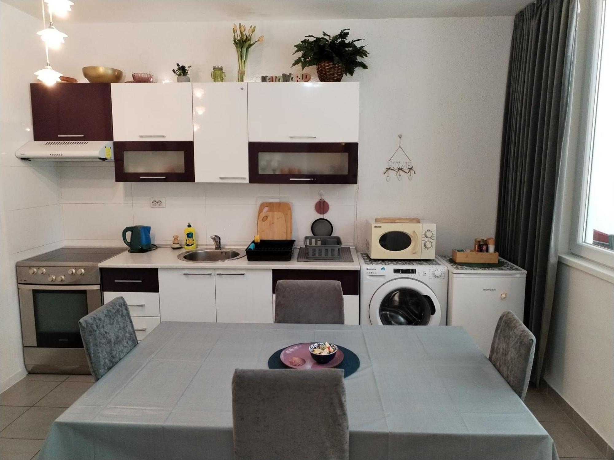 Apartment Suzana 2Br Split With Balcony Exterior photo
